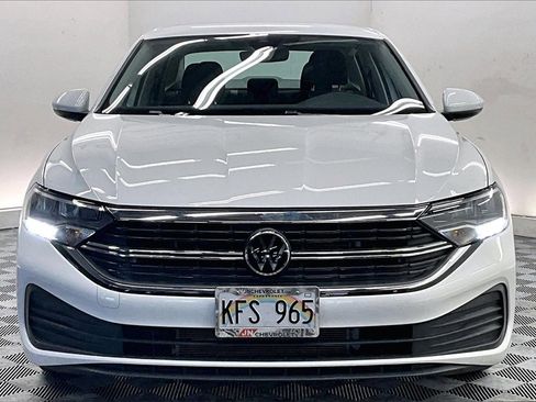 Used 2024 Volkswagen Jetta S image 2