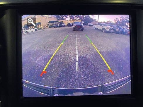 Used 2019 RAM 1500 Laramie RWD image 24