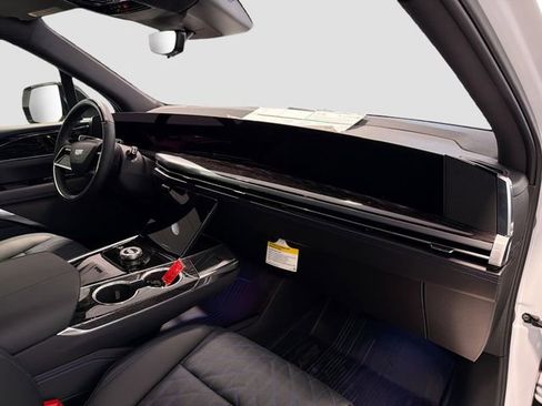 New 2026 Cadillac Escalade IQ Sport 1 w/ LPO, Floor Liner Package image 25