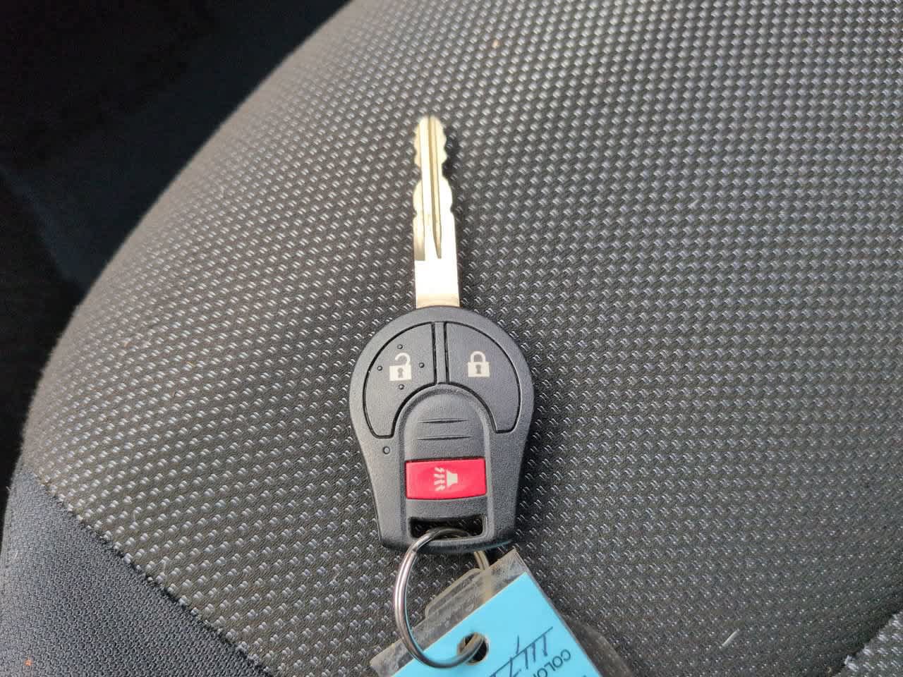 Used 2014 Nissan Juke S FWD image 24