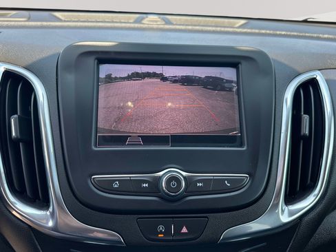 Used 2023 Chevrolet Equinox LT FWD image 10