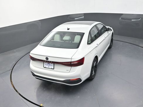 New 2026 Volkswagen Jetta SE image 16