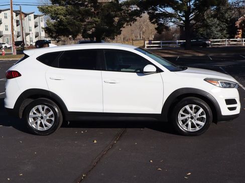 Used 2019 Hyundai Tucson SE image 3