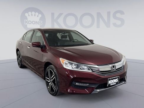 Used 2016 Honda Accord Sport image 10