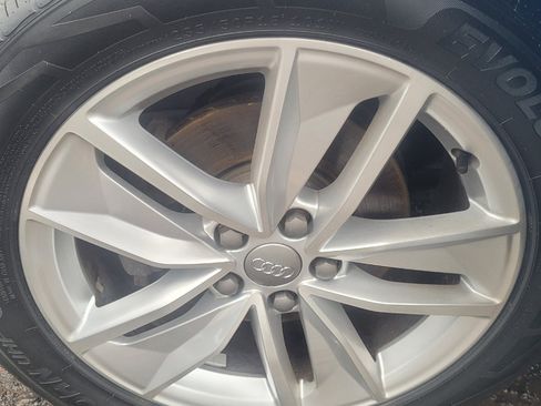 Used 2017 Audi Q3 2.0T Premium Plus w/ Premium Plus Package image 41