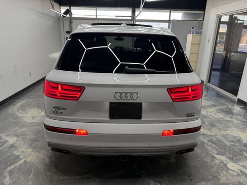 Used 2017 Audi Q7 3.0T Premium Plus w/ Premium Plus Package image 4