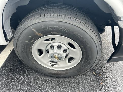 New 2025 Chevrolet Express 2500 w/ Driver Convenience Package image 21