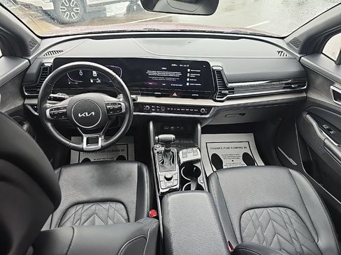 Certified 2023 Kia Sportage X-Line w/ X-Line Premium Package AWD/4WD image 12