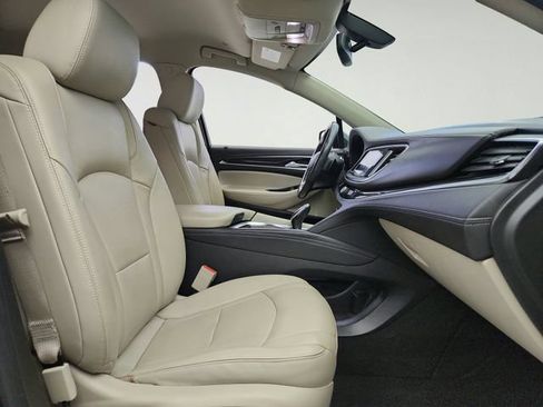 Used 2020 Buick Enclave Essence FWD image 27