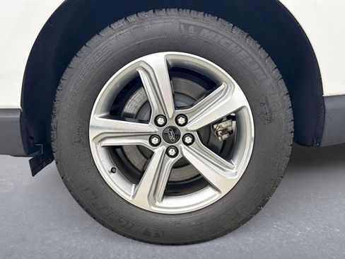 Used 2024 Ford Edge SEL w/ Convenience Package image 20