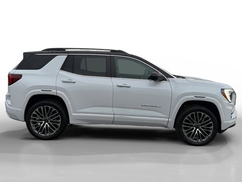 New 2026 GMC Terrain Denali w/ LPO, Floor Liner Package image 6