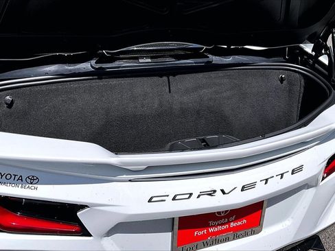 Used 2024 Chevrolet Corvette Stingray Preferred Conv w/ Z51 Performance Package RWD image 31