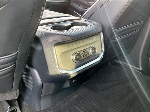 Used 2025 Ford Expedition Max Platinum w/ Stealth Performance Package image 10