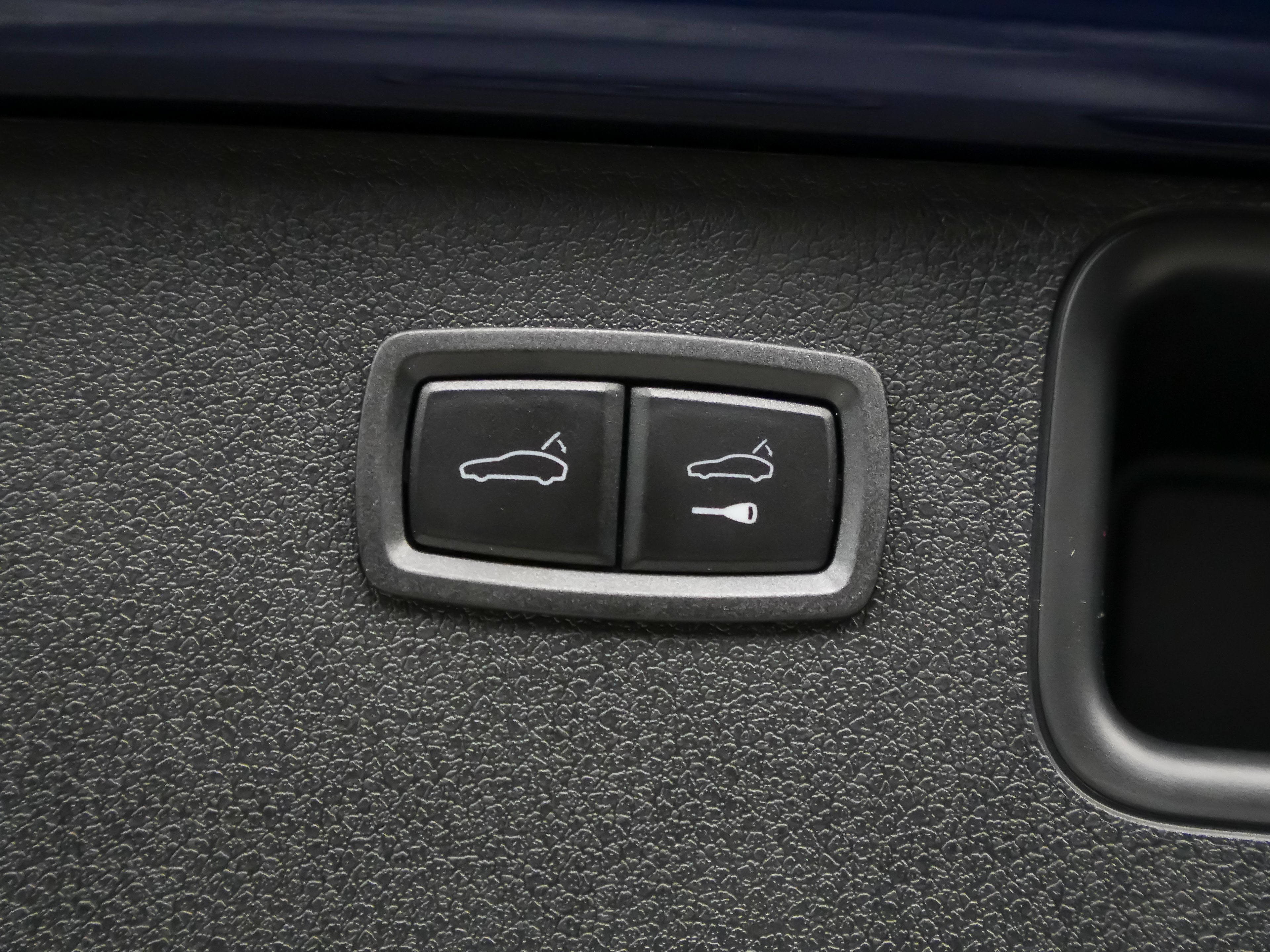 Certified 2026 Porsche Macan S AWD/4WD image 14