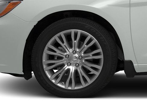 Used 2014 Chrysler 200 Limited FWD image 14