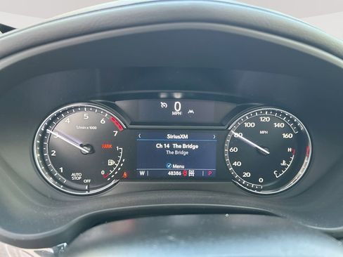 Used 2021 Cadillac XT4 Premium Luxury AWD/4WD image 15