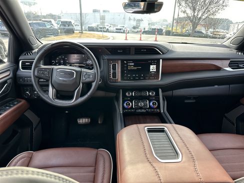 Certified 2024 GMC Yukon Denali Ultimate image 26