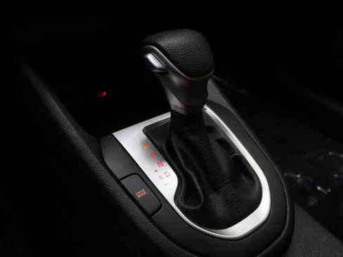 Used 2024 Kia Forte LXS FWD image 25