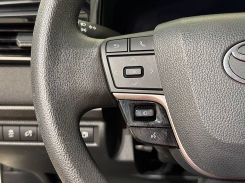 Certified 2025 Toyota Camry LE FWD image 22