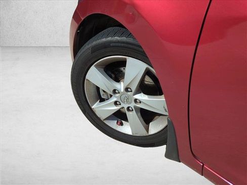 Used 2013 Hyundai Elantra GLS w/ Preferred Pkg FWD image 10