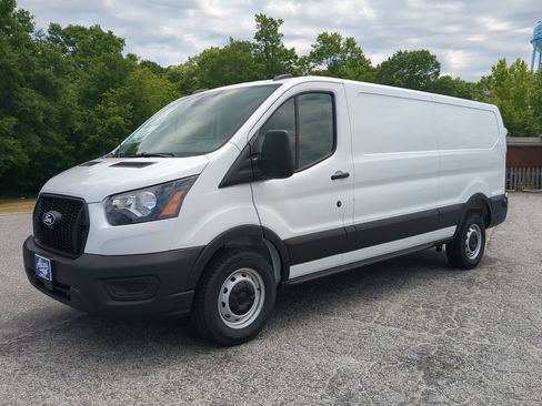 New 2026 Ford Transit 150 Low Roof RWD image 6