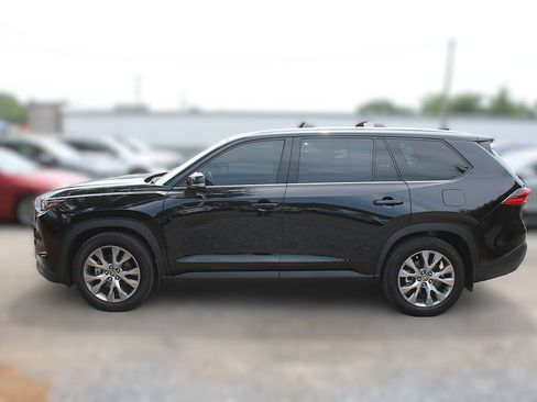 Used 2024 Toyota Grand Highlander AWD Hybrid image 15