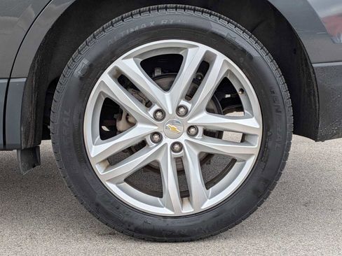 Used 2020 Chevrolet Equinox Premier AWD/4WD image 13