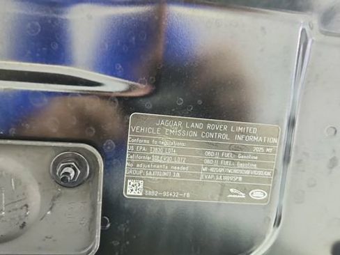 Used 2025 Land Rover Defender 110 X image 67