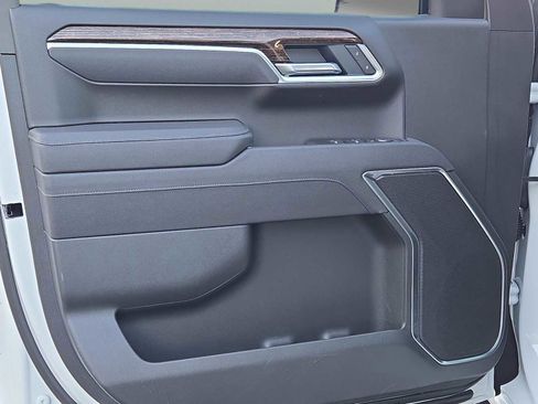 Used 2025 GMC Sierra 1500 Elevation w/ X31 Off-Road Package image 19