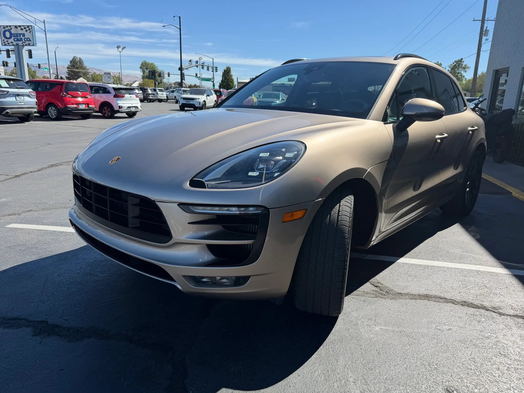 Used 2017 Porsche Macan GTS AWD/4WD image 4