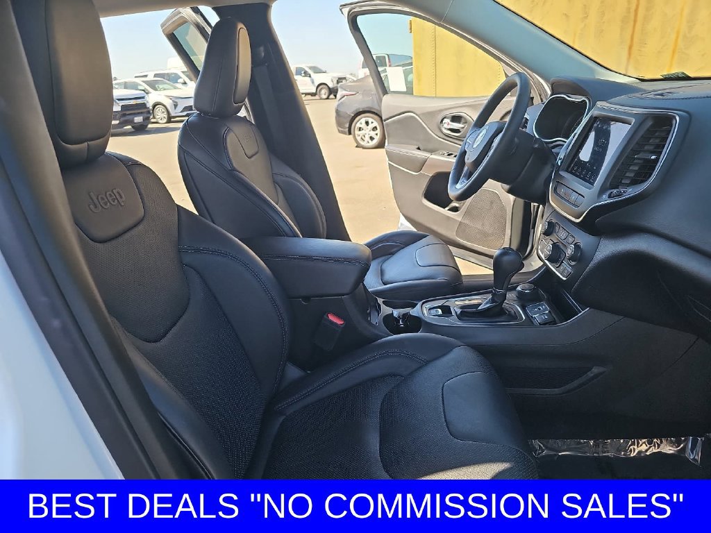 Used 2021 Jeep Cherokee Latitude Lux w/ Comfort/Convenience Group AWD/4WD image 10