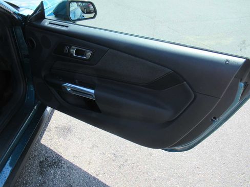 Used 2026 Ford Mustang Coupe image 18