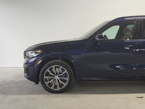Used 2022 BMW X5 M50i AWD/4WD image 6