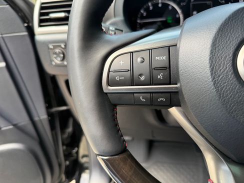 Used 2023 Lexus GX 460 Premium w/ Accessory Package AWD/4WD image 16
