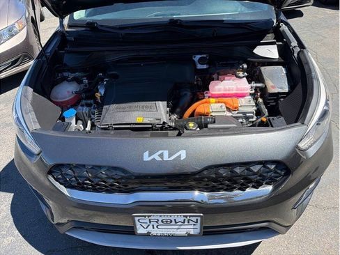 Used 2022 Kia Niro EX FWD image 29