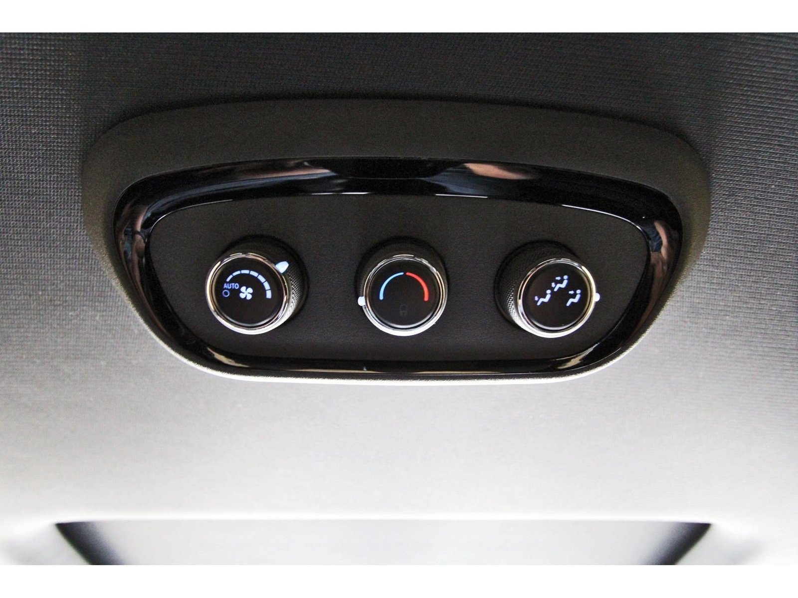 Used 2021 Dodge Durango R/T w/ Blacktop Package RWD image 14