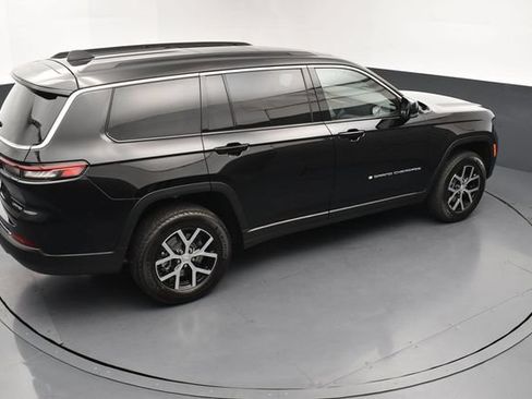 Used 2025 Jeep Grand Cherokee L Limited w/ Trailer Tow Package AWD/4WD image 18