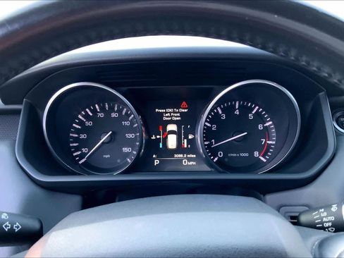 Used 2014 Land Rover Range Rover Sport HSE AWD/4WD image 25