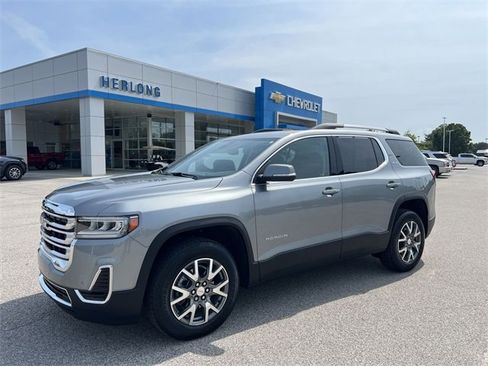 Used 2023 GMC Acadia SLE w/ Driver Convenience Package image 4