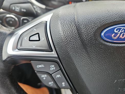 Used 2020 Ford Edge SEL w/ Convenience Package AWD/4WD image 28