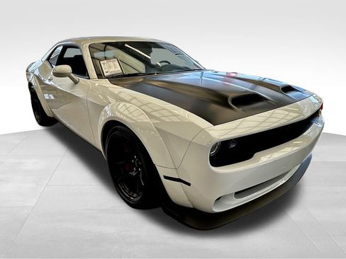 Used 2022 Dodge Challenger SRT Hellcat Redeye image 3