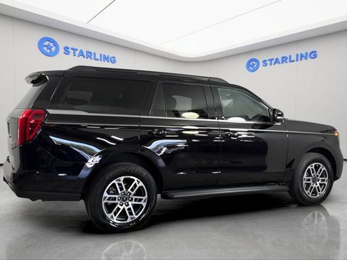 Used 2026 Ford Expedition Active RWD image 10