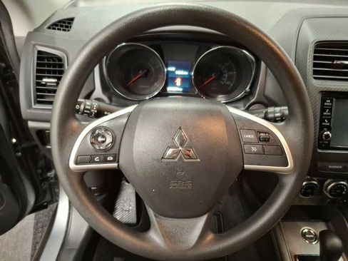 Used 2024 Mitsubishi Outlander Sport ES image 17