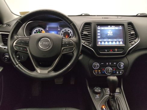 Used 2021 Jeep Cherokee Latitude Lux w/ Sun & Sound Group AWD/4WD image 22