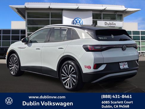 Certified 2023 Volkswagen ID.4 Pro S Plus image 6