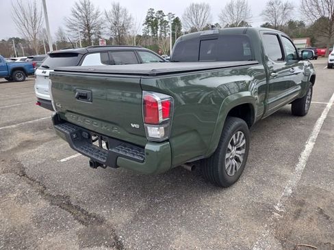 Used 2021 Toyota Tacoma Limited image 3