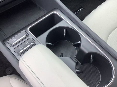 Certified 2025 Hyundai Sonata SEL AWD/4WD image 35