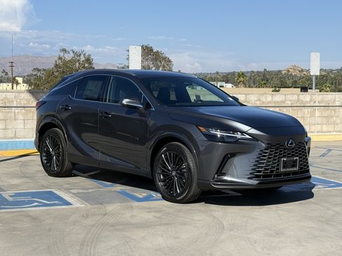 New 2026 Lexus RX 350 FWD image 2