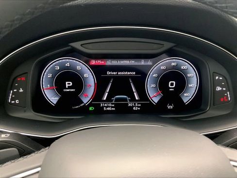 Certified 2023 Audi Q7 2.0T Premium w/ Convenience Package AWD/4WD image 24