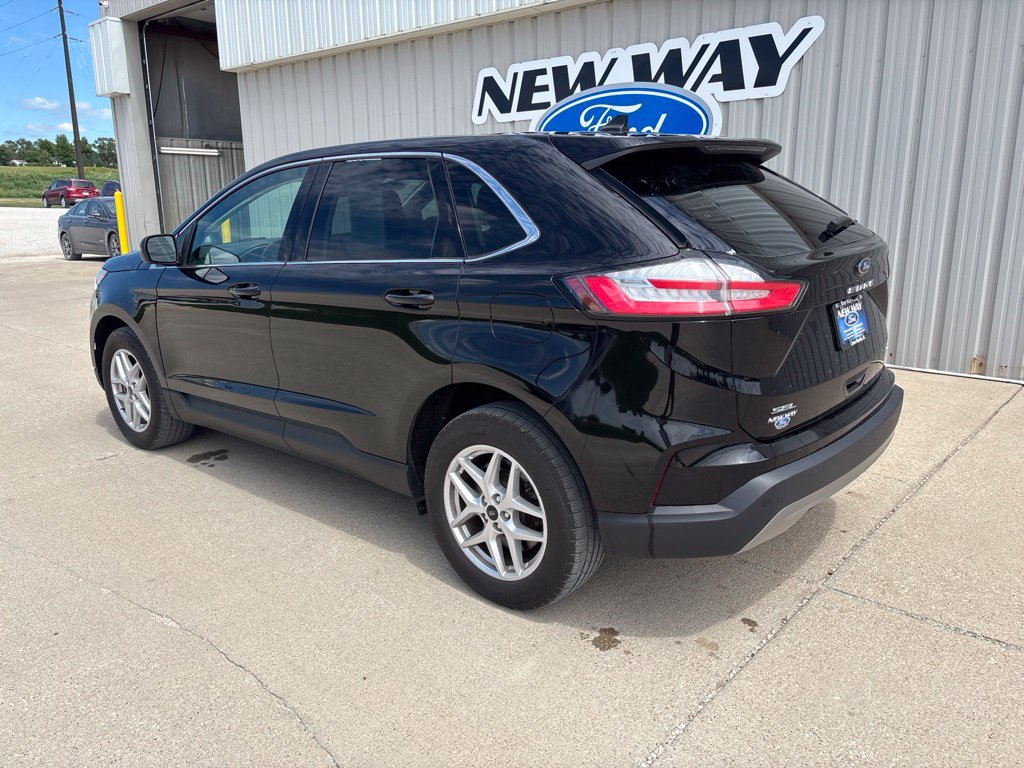Certified 2024 Ford Edge SEL w/ Convenience Package AWD/4WD image 7